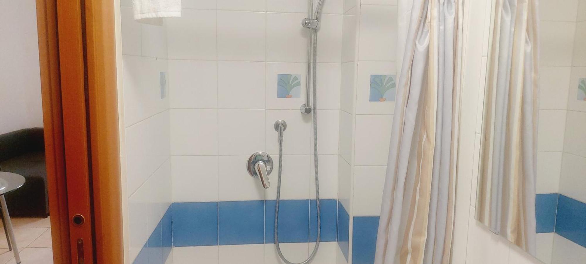 Mamo1 - Appartamento In Pieno Centro Citta Μπάρι Εξωτερικό φωτογραφία